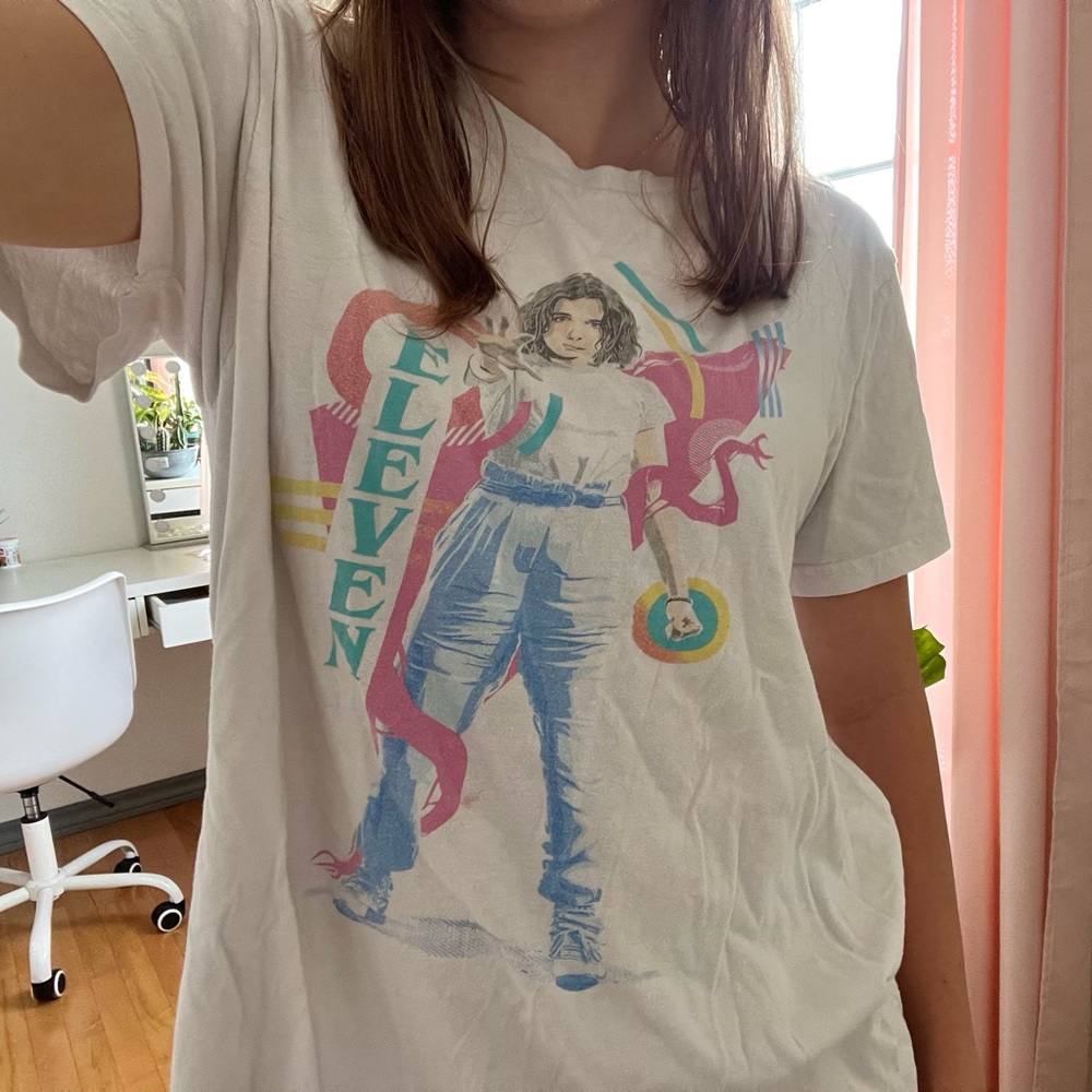 Stranger things T-shirt - Picture 2 of 3